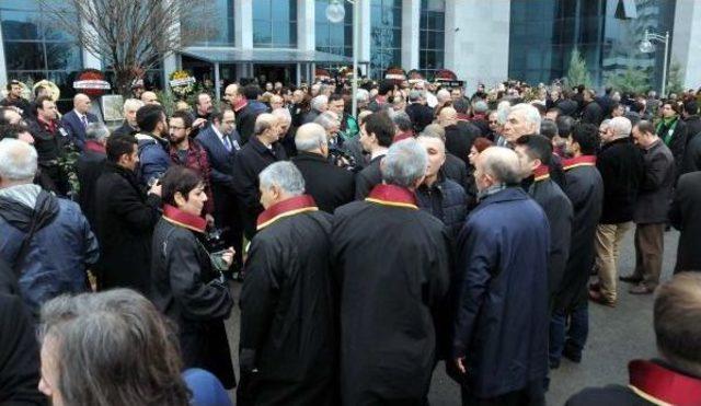 Öldürülen Avukat Son Yolculuğuna Uğurlandı