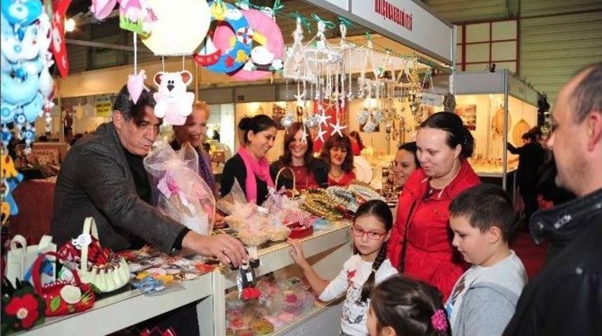 Hediyelik Eşya Fuarı&rsquo;nda Bal&ccedil;ova Farkı
