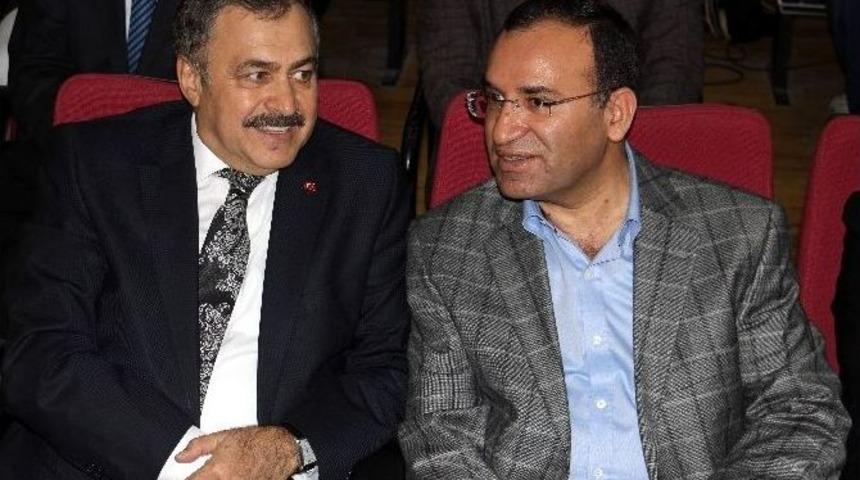 Bakan Bozdağ: &ldquo;17 Aralık&rsquo;ın Ve 25 Aralık&rsquo;ın &Ouml;nemli Bir Fonksiyon İcra Ettiğini D&uuml;ş&uuml;n&uuml;yorum&rdquo;