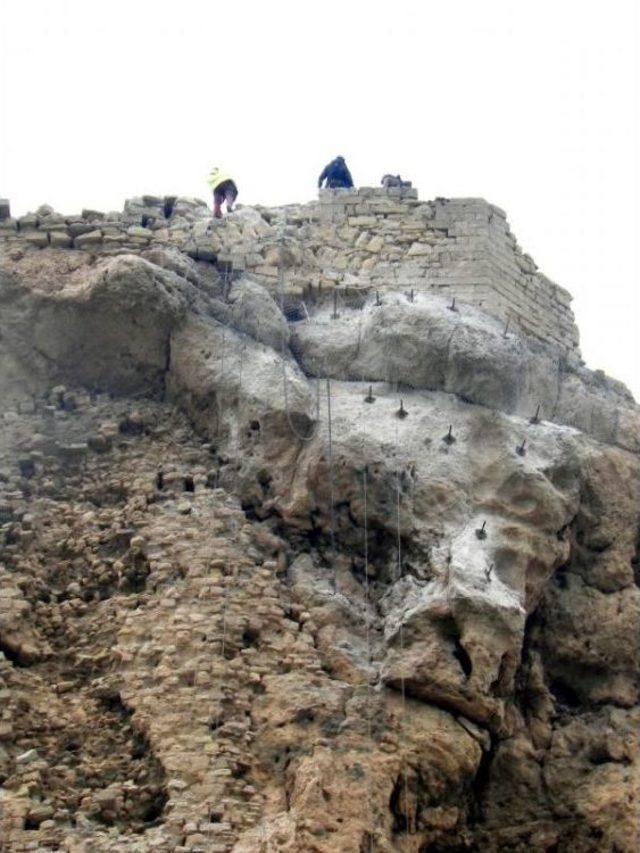 Mardin Kalesi'nde 'dağcı Restorasyonu'