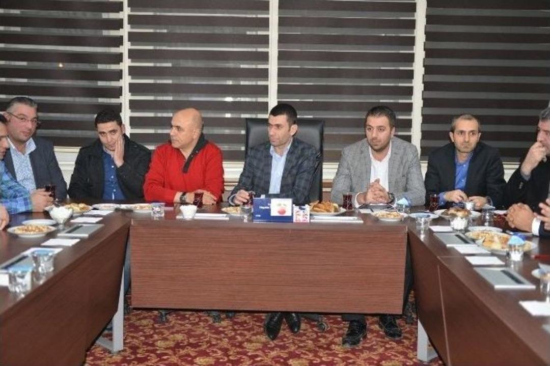 Korkut, İl&ccedil;e Teşkilatına Hizmetlerini Anlattı