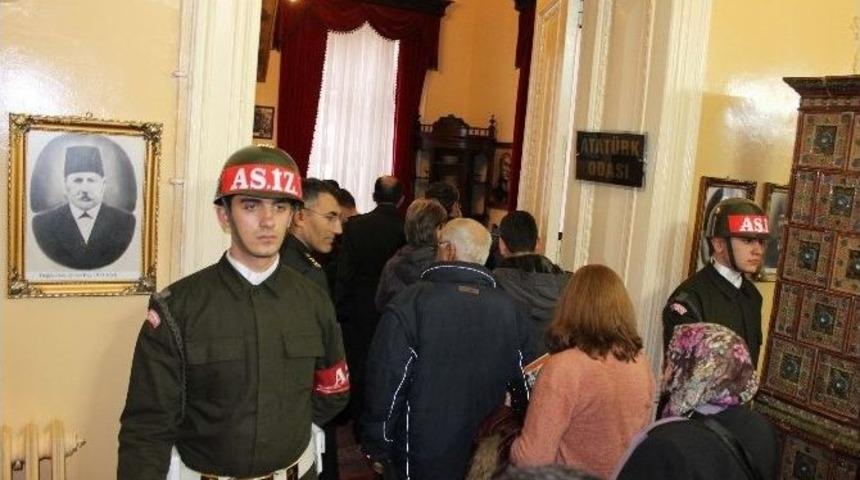 Atat&uuml;rk&rsquo;&uuml;n Edirne&rsquo;ye Gelişinin 84.yıl D&ouml;n&uuml;m&uuml; T&ouml;renlerle Kutlandı