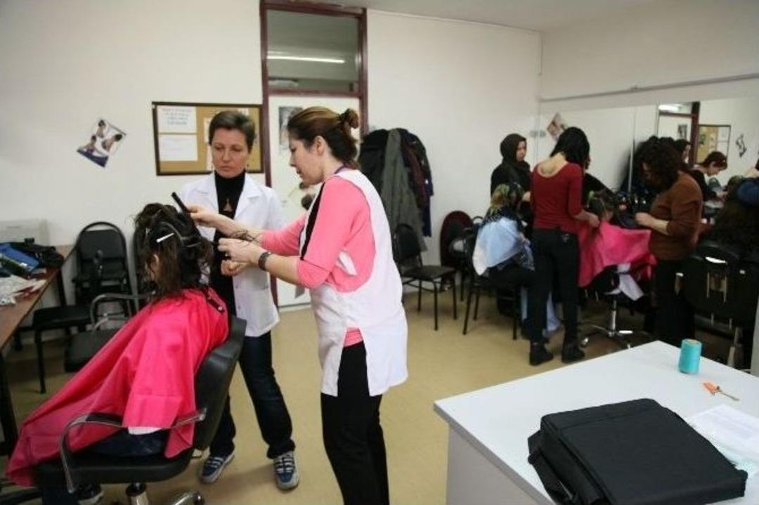 Kuaf&ouml;rl&uuml;ğ&uuml;n Yolu Omek&rsquo;ten Ge&ccedil;iyor