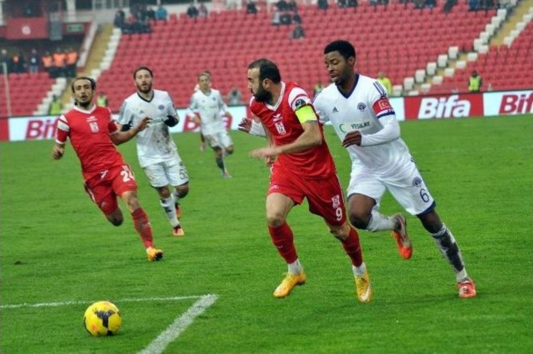 S&uuml;per Toto S&uuml;per Lig