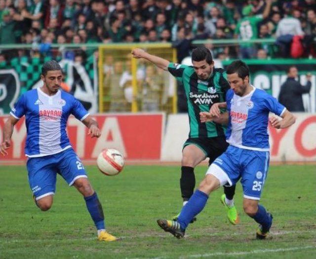 Sakaryaspor-Orhangazispor: 1-1