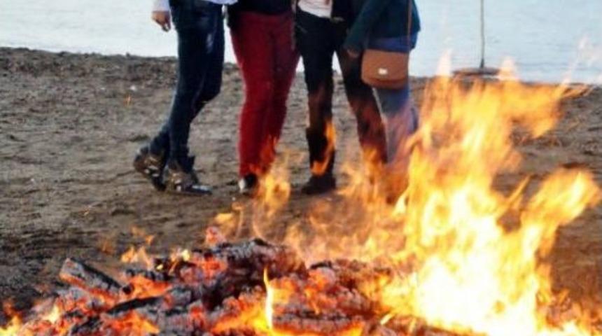 Bodrum'da Nar Tugan Ateşi Yakıldı