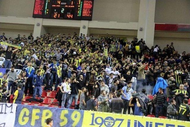 Nsk Eskişehir Basket- Fenerbahçe Ülker Maçında Olay Çıktı