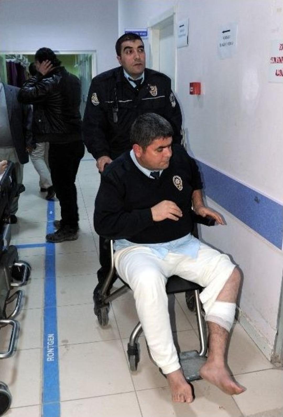 Aksaray&rsquo;da Silahlı Kavga: 1 &Ouml;l&uuml;, 3&rsquo;&uuml; Polis 15 Yaralı