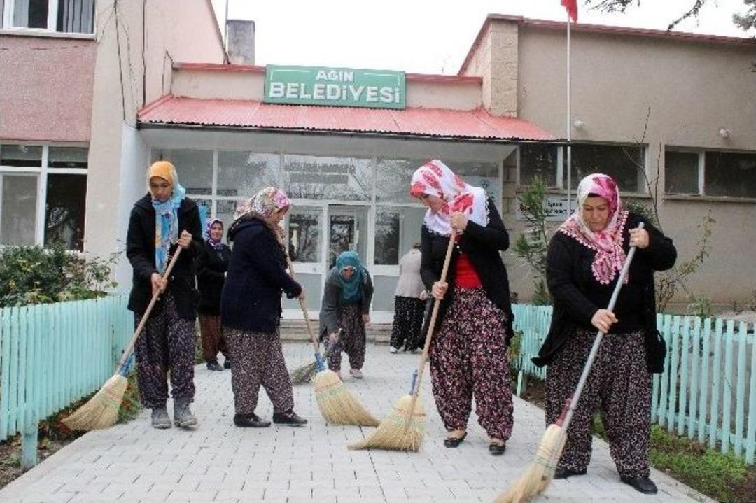 Bu İl&ccedil;ede Sokaklar Kadınlara Emanet