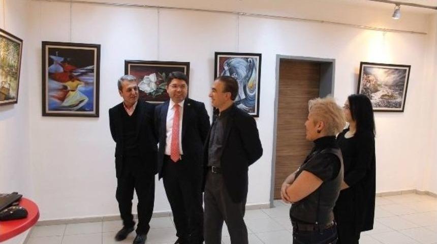 Milletvekili Yılmaz Tun&ccedil; Resim Sergisini Ziyaret Etti