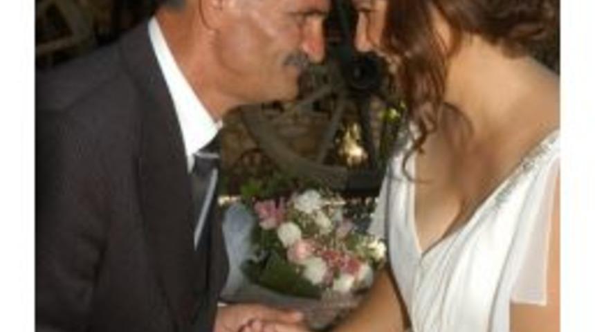 Aydın Belediye Başkanı&rsquo;nın Kadın Yakın Koruması Ve Eşi Evinde &Ouml;l&uuml; Bulundu