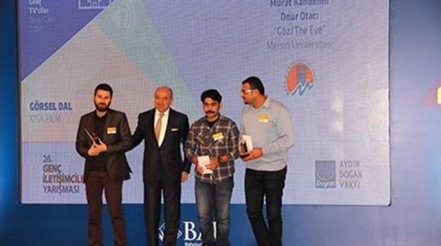 Me&uuml; Radyo, Televizyon Ve Sinema &Ouml;ğrencileri &Ouml;d&uuml;l Almaya Devam Ediyor