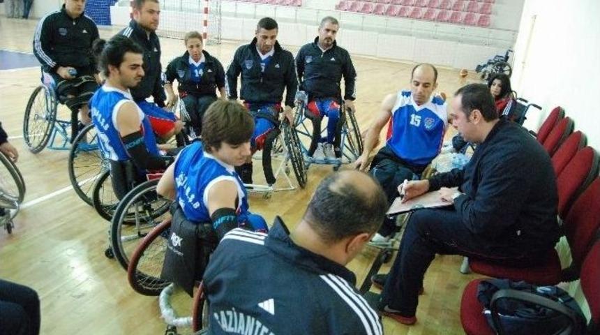 B&uuml;y&uuml;kşehir Engel Tanımıyor 94 - 85