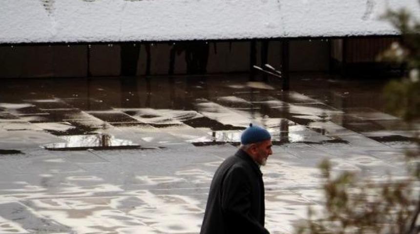 Kışın &Ouml;teki Y&uuml;z&uuml;