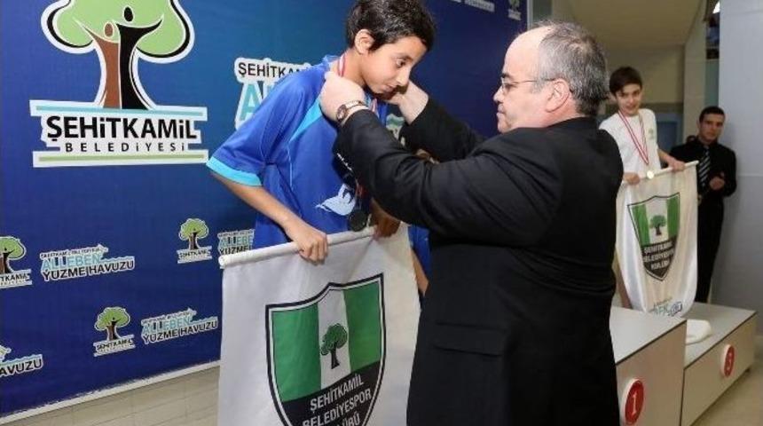 Şehitkamil&rsquo;de 3. Geleneksel Kurtuluş Kupası Y&uuml;zme Yarışları