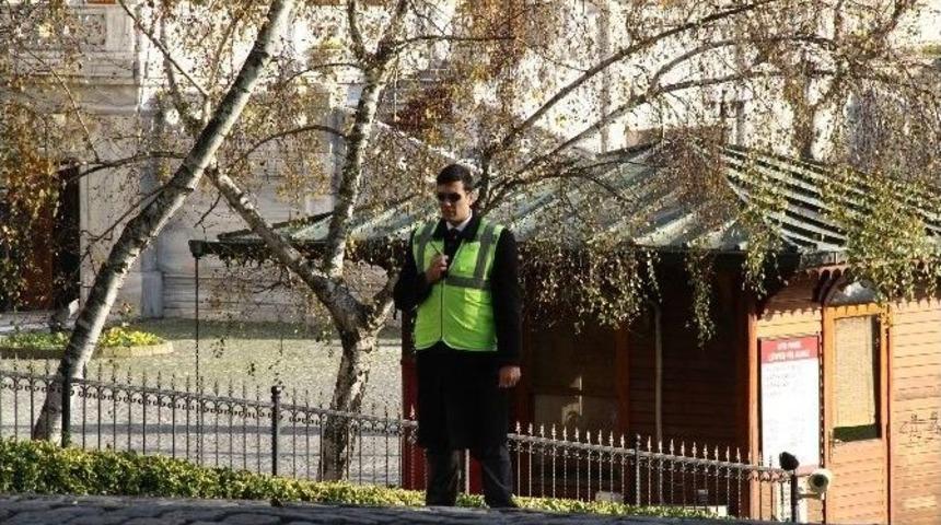 Fas Kralı İ&ccedil;in Geniş G&uuml;venlik &Ouml;nlemi