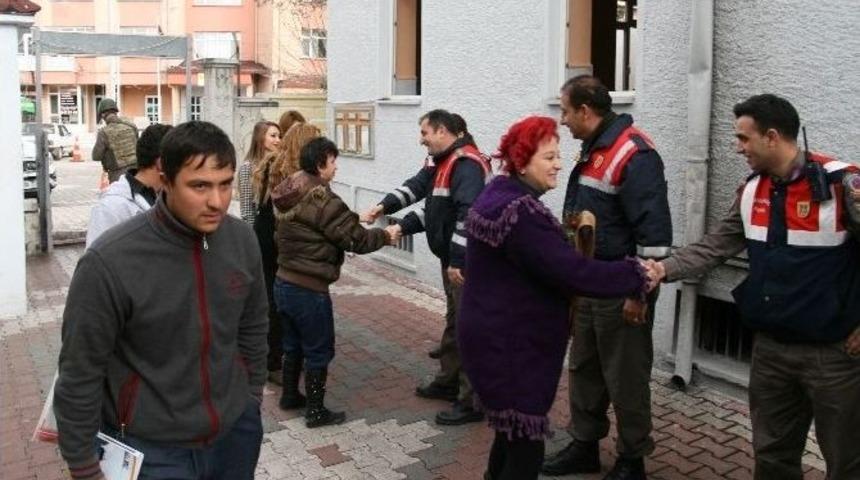 Kulu&rsquo;da Rehabilitasyon Merkezinden Jandarma&rsquo;ya Ziyaret