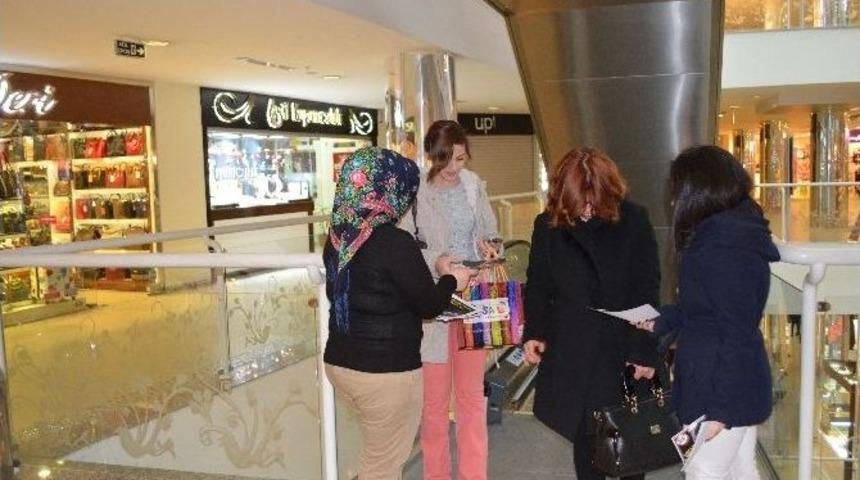 &Uuml;niversiteli Gen&ccedil;ler Uyuşturucuya Savaş A&ccedil;tı