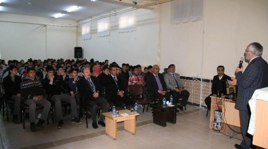 Kulu M&uuml;ft&uuml;l&uuml;ğ&uuml;nden K&ouml;t&uuml; Ve Zararlı Alışkanlıklar Semineri