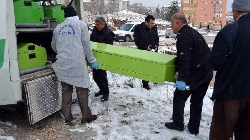 Niğde&rsquo;de Bir Gen&ccedil; Harabe Evde &Ouml;l&uuml; Bulundu
