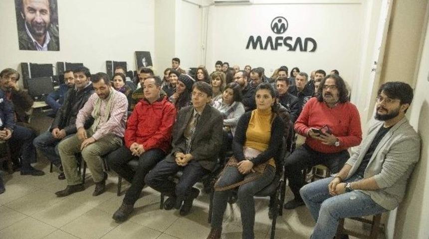 Sanat&ccedil;ı Onur Fendoğlu Fotoğraf Sunumu Yaptı