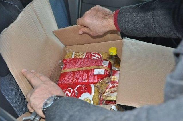 Ş&uuml;pheli Paketten Erzak Yardımı &Ccedil;ıktı 2