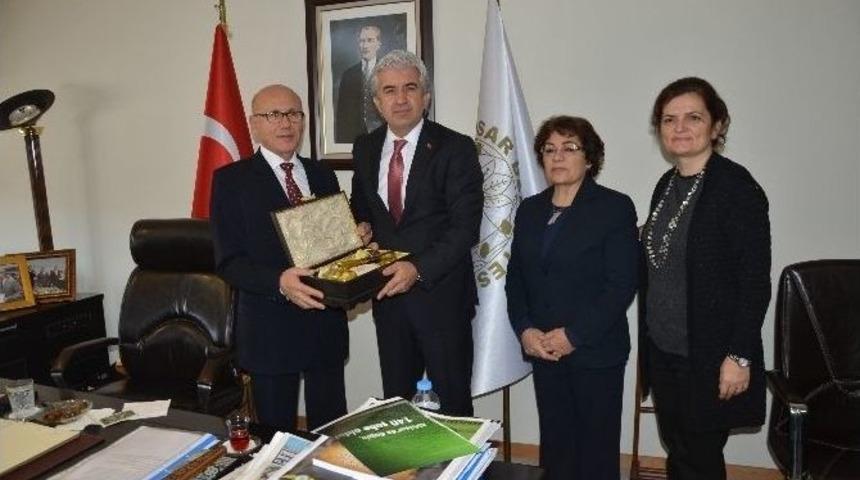 Kktc Eski Cumhurbaşkanı Mehmet Ali Talat Manisa&rsquo;da
