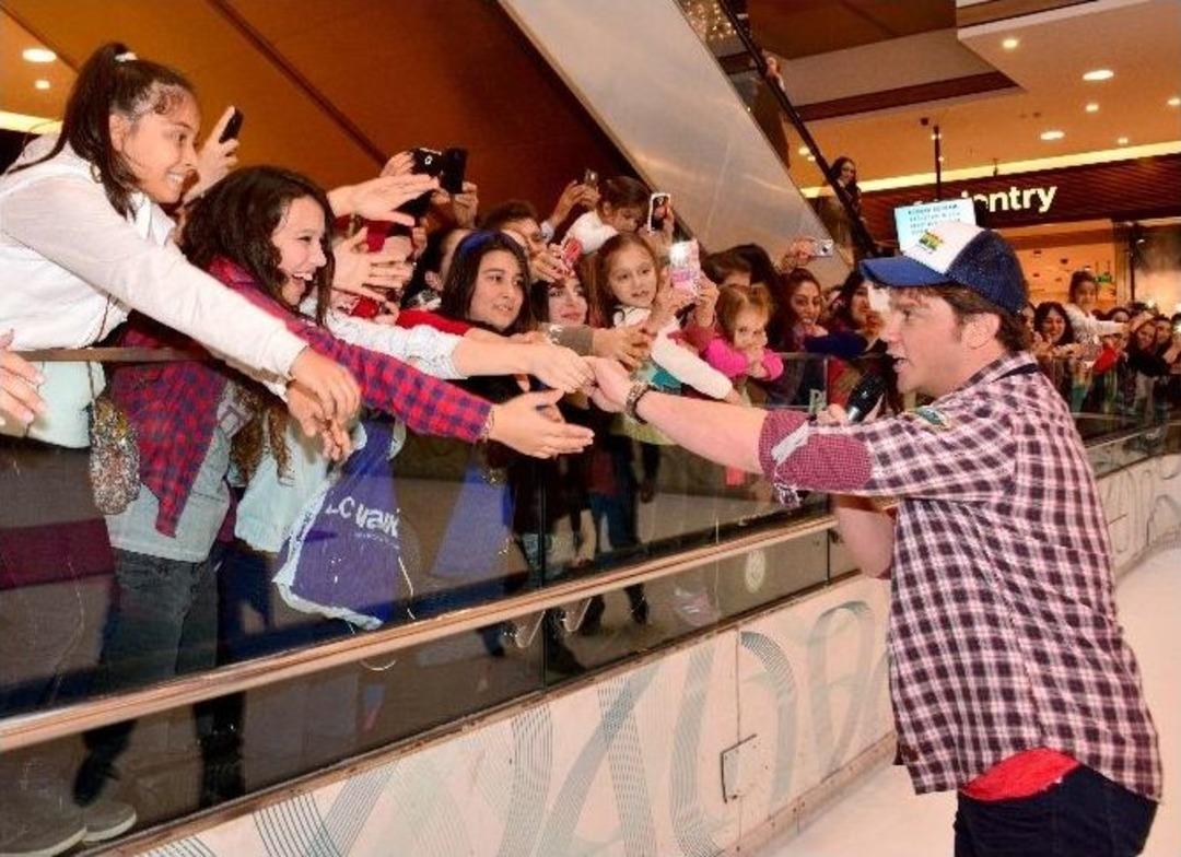 Sinan Ak&ccedil;ıl, Adanalıları Coşturdu