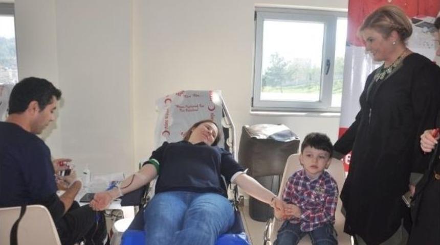 Sınav Koleji’nden Kızılay’a Destek