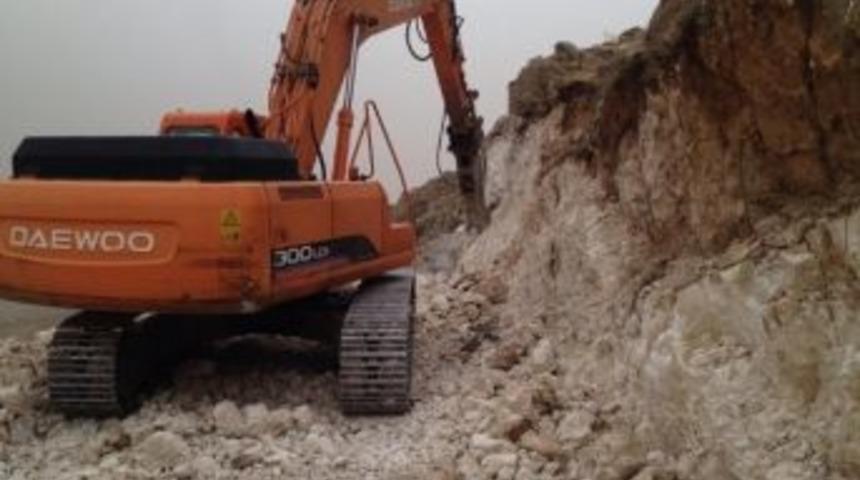 Sason&rsquo;da 2 Bin 973 Metre Y&uuml;kseklikteki Dağa Yol A&ccedil;ılıyor