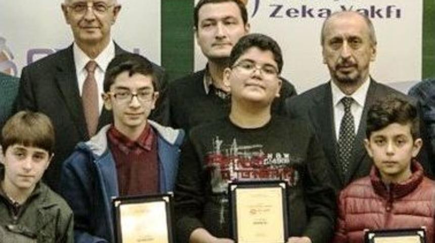 Şehzadeli &Ouml;ğrenci T&uuml;rkiye &Uuml;&ccedil;&uuml;nc&uuml;s&uuml; Oldu