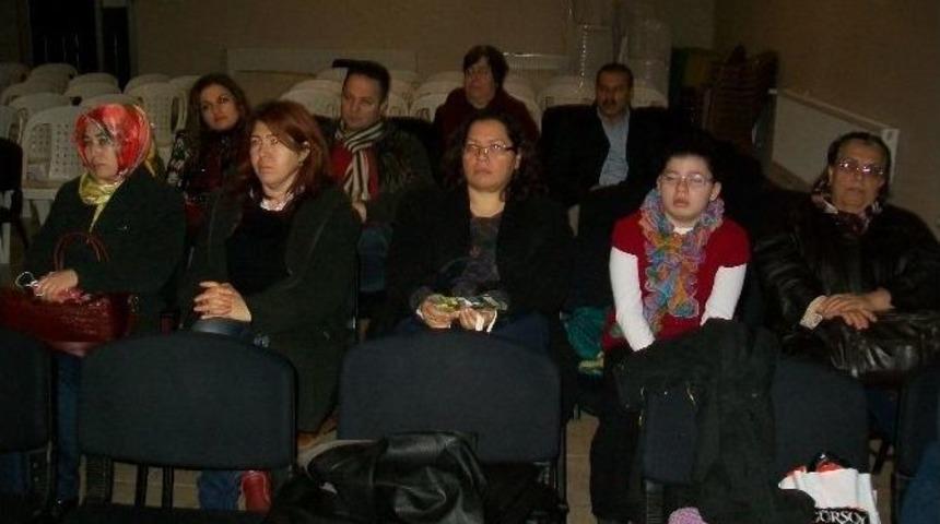 Eskişehir&rsquo;de &rsquo;&rsquo;mutlu Aile, Başarılı &Ccedil;ocuk&rsquo;&rsquo; Konferansı