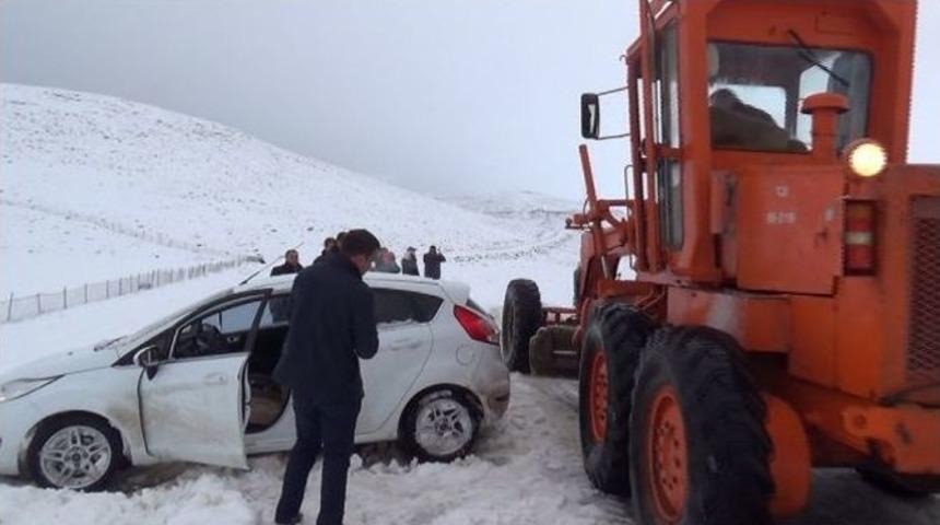 Siirt&rsquo;te 120 K&ouml;y Yolu Ulaşıma Kapandı