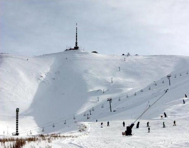 Palandöken'de Yeni Yıl Hazırlığı