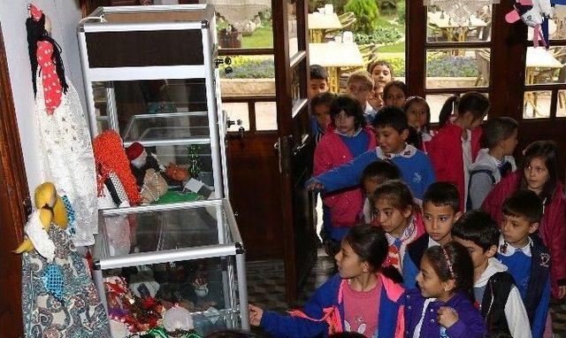 Denizli&rsquo;de Miniklerin Kukla Keyfi 2