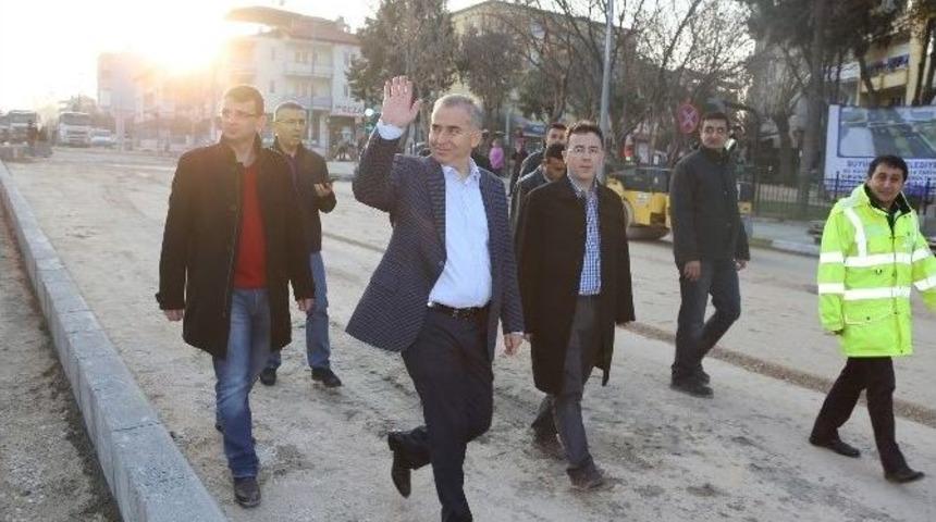 Başkan Zolan, Kavşak D&uuml;zenlemelerini İnceledi