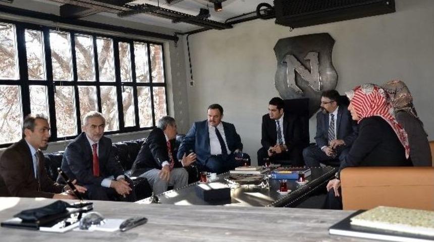 Okul M&uuml;d&uuml;rleri Bu Kez Kendi Eğitimleri İ&ccedil;in Bir Araya Geldi