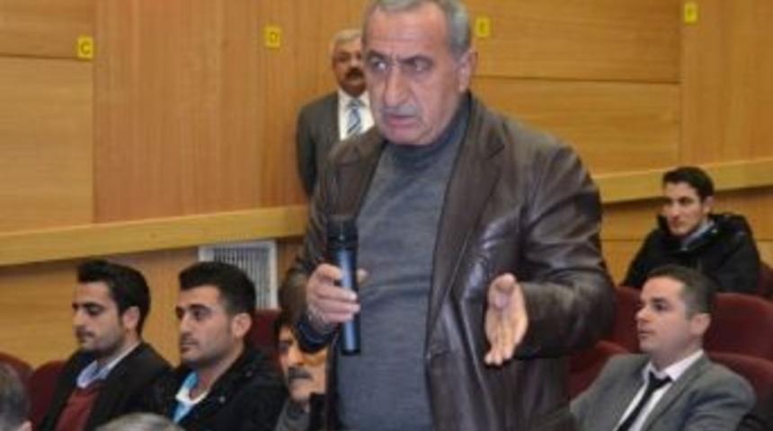 K&ouml;yl&uuml;ler Havaalanına Tepki G&ouml;sterdi