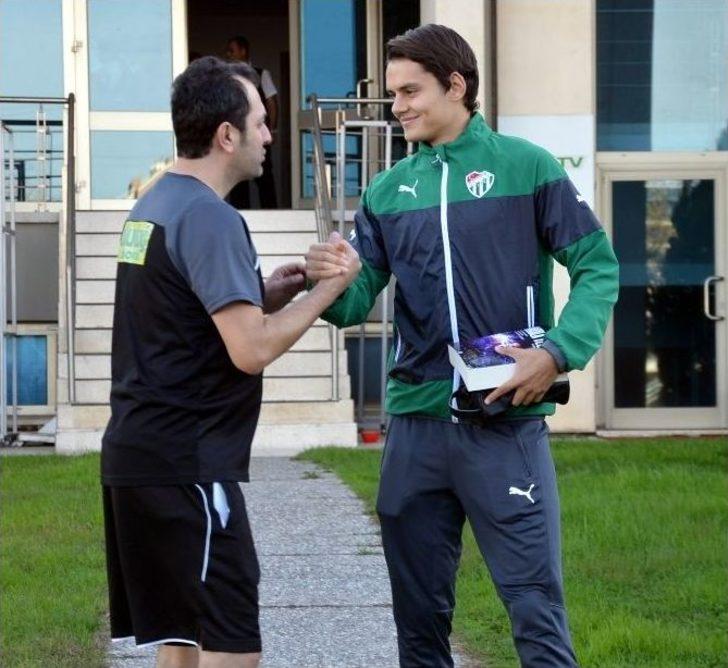 Bursaspor, Samsun’a Gitti G2