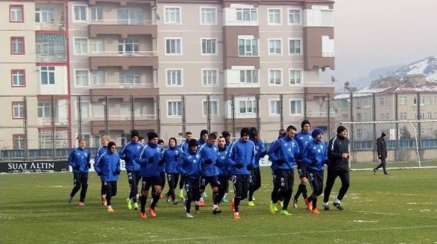 Suat Altın İnşaat Kayseri Erciyesspor, İstanbul Başakşehir&rsquo;e Bileniyor