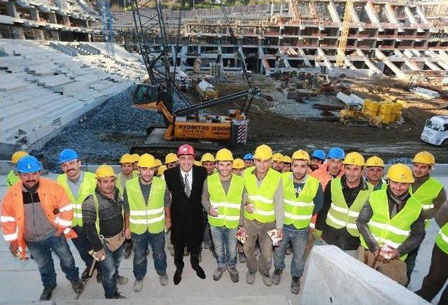 Vodafone Türkiye Ceo’sundan Vodafone Arena’ya Yeni Yıl Ziyareti