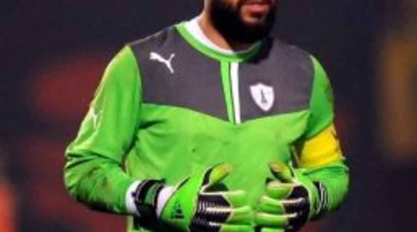 Galatasaray'dan 9 Gol Yiyen Kaleciye 2 Ma&ccedil; Ceza