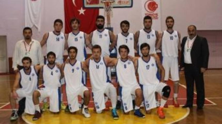 Akşit &Ouml;z&uuml;r Diledi