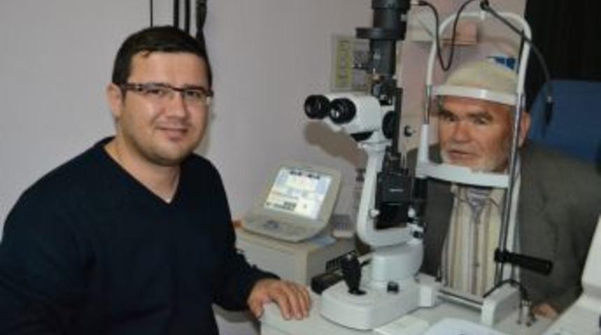 Kula&rsquo;da G&ouml;z Doktoru G&ouml;reve Başladı