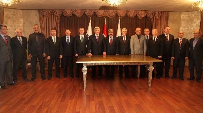 B&uuml;y&uuml;kşehir Personeline Lisans &Uuml;st&uuml; Eğitim Teşviği