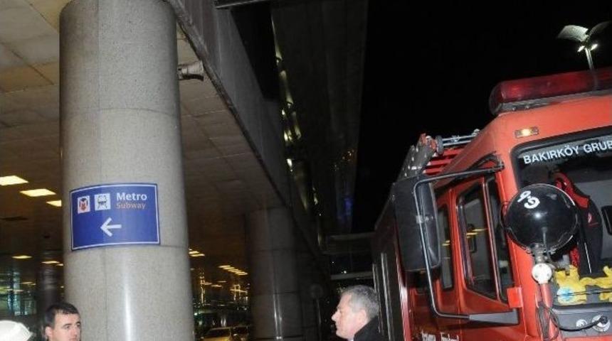 Havalimanında Kedi Kurtarma Operasyonu