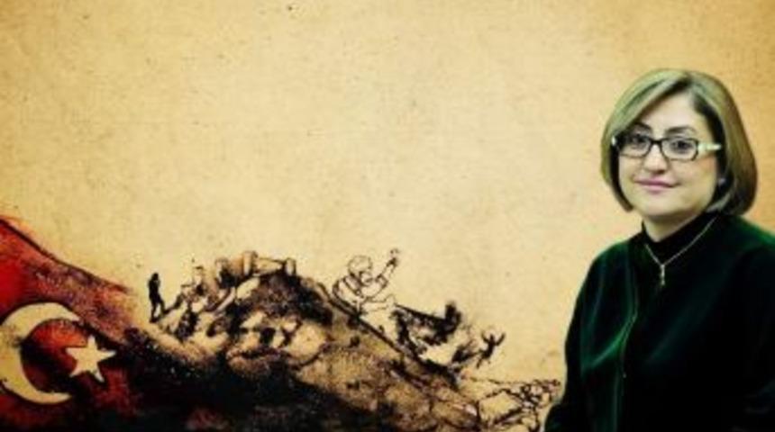 Fatma Şahin: "korkaklar Zafer Anıtı Dikemez"