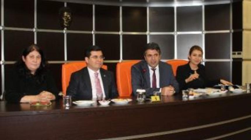 Ak Parti Kepez İl&ccedil;e Y&ouml;netim Kurulu Toplantısı Yapıldı