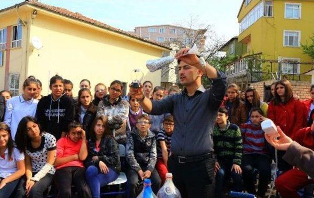 Yılın Fark Yaratan Öğretmeni, Köy Çocuklarına Bilim Aşılıyor