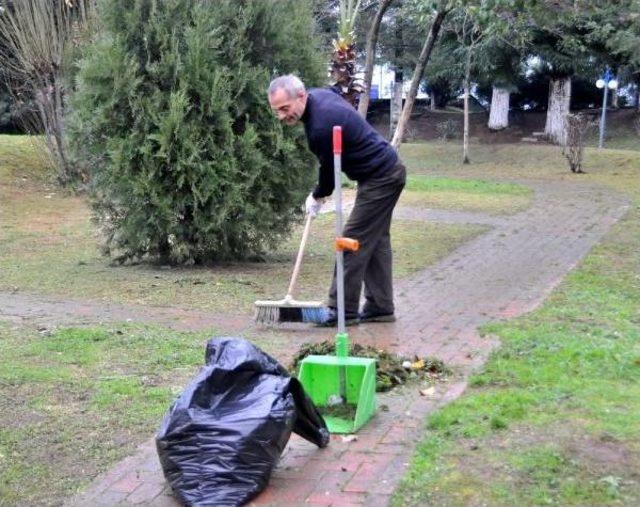 Park S&uuml;p&uuml;rerek Adli Para Cezası &Ouml;d&uuml;yorlar 2